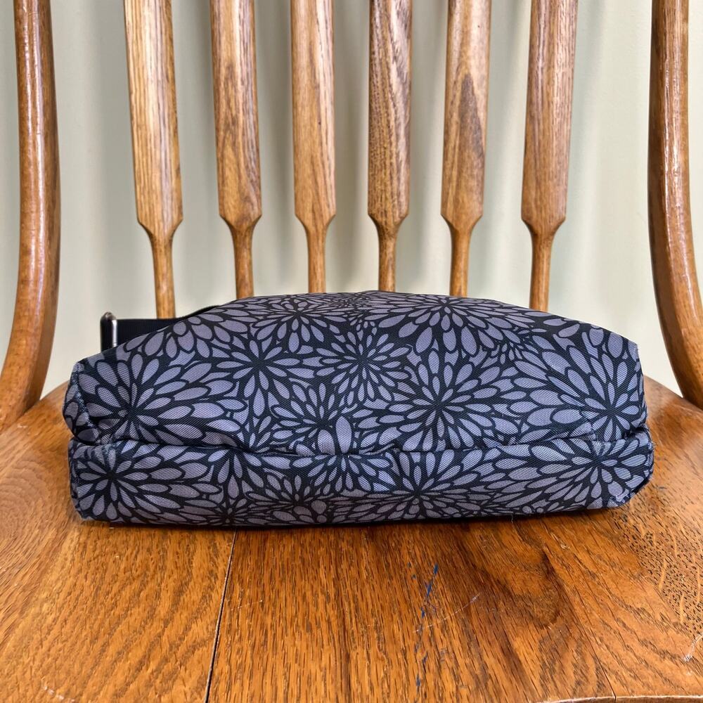 Baggallini Pocket Crossover Crossbody Bag Black Floral Nylon Travel Purse Small - Picture 7 of 16